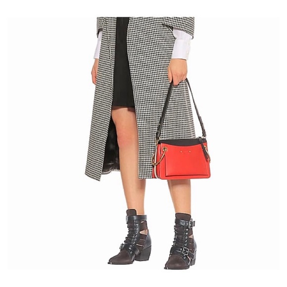 Olivia Ferragamo Booties Black Pointed Toe Lace Up Buckled Straps Size 5.5 - Picture 6 of 8